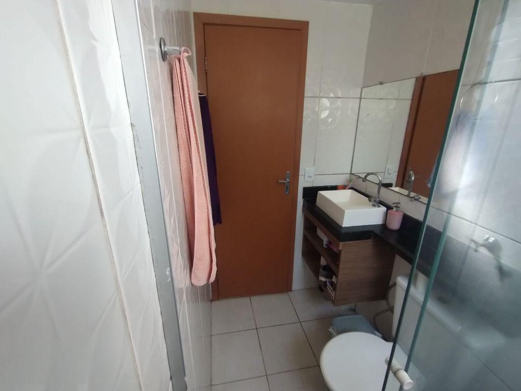 Apartamento, Fogo Apagou, 2 Quartos, 1 Vaga
