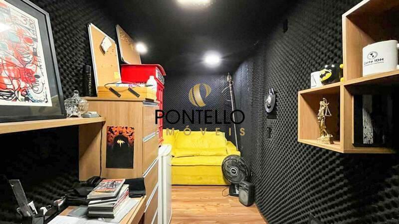 Casa, Santa Branca, 2 Quartos, 1 Vaga, 2 Suítes