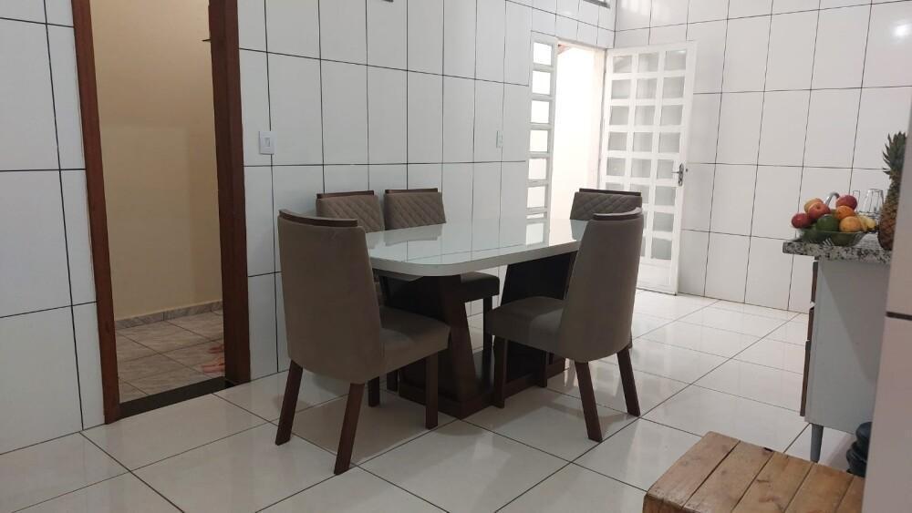 Casa, Santa Lúcia, 3 Quartos, 4 Vagas, 1 Suíte