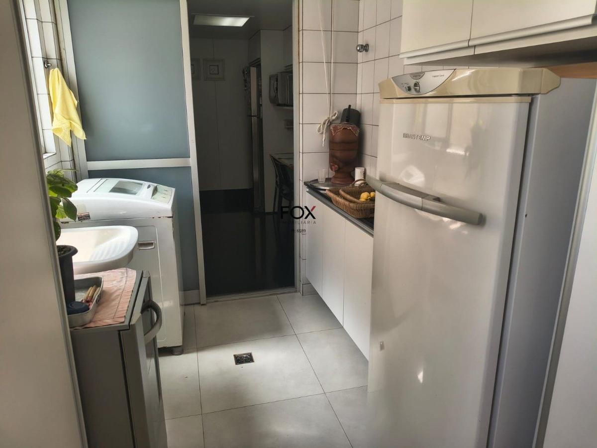 Apartamento, Vila Paris, 4 Quartos, 2 Vagas, 1 Suíte