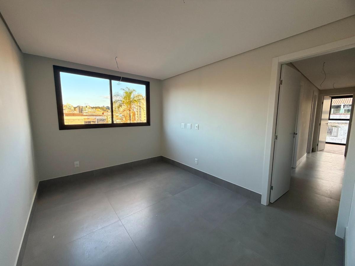 Cobertura, Cidade Nova, 4 Quartos, 3 Vagas, 2 Suítes