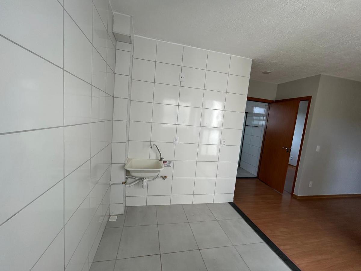 Apartamento, Três Barras, 2 Quartos, 1 Vaga