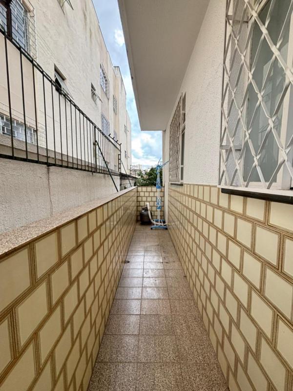 Casa, Sagrada Família, 4 Quartos, 2 Vagas