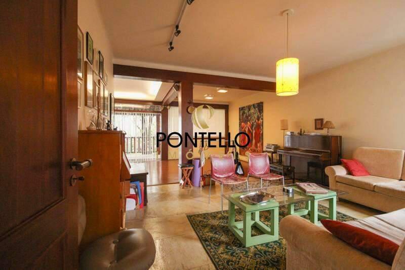 Casa, Serra, 4 Quartos, 5 Vagas, 1 Suíte