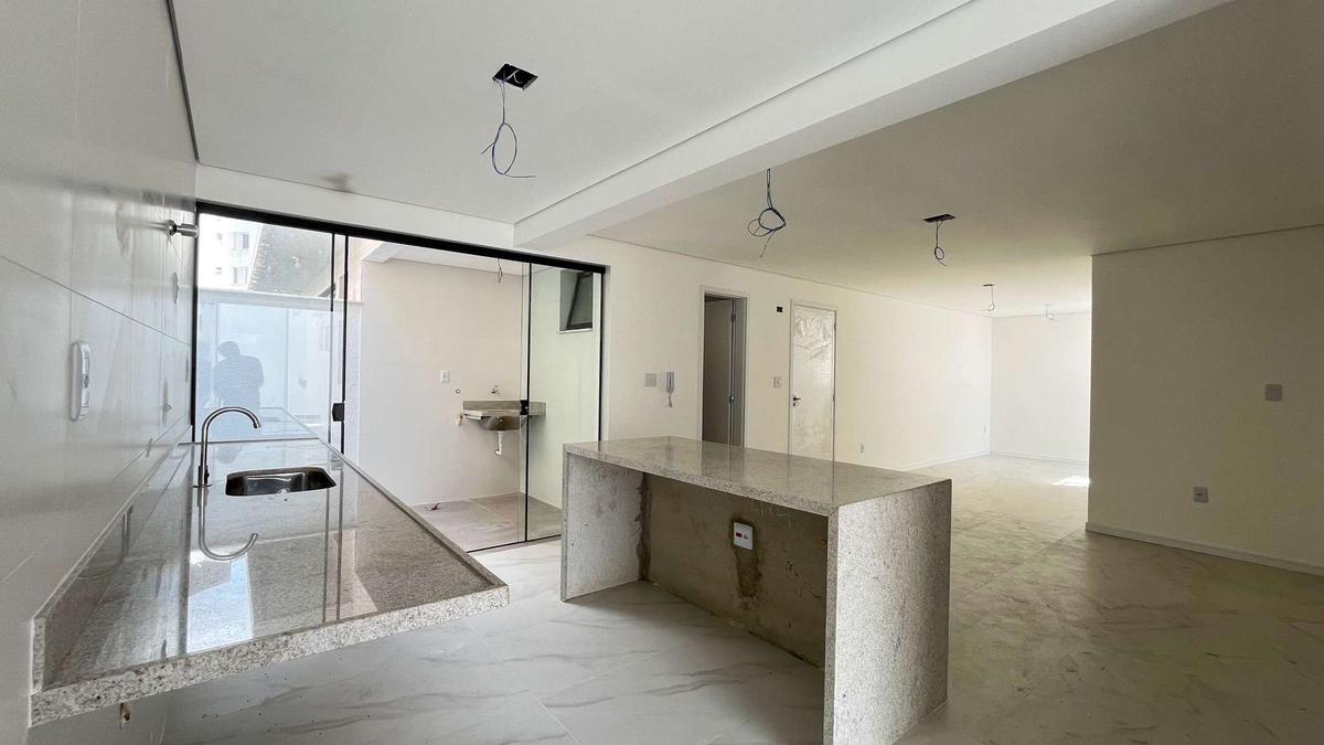 Apartamento, Liberdade, 3 Quartos, 2 Vagas, 1 Suíte