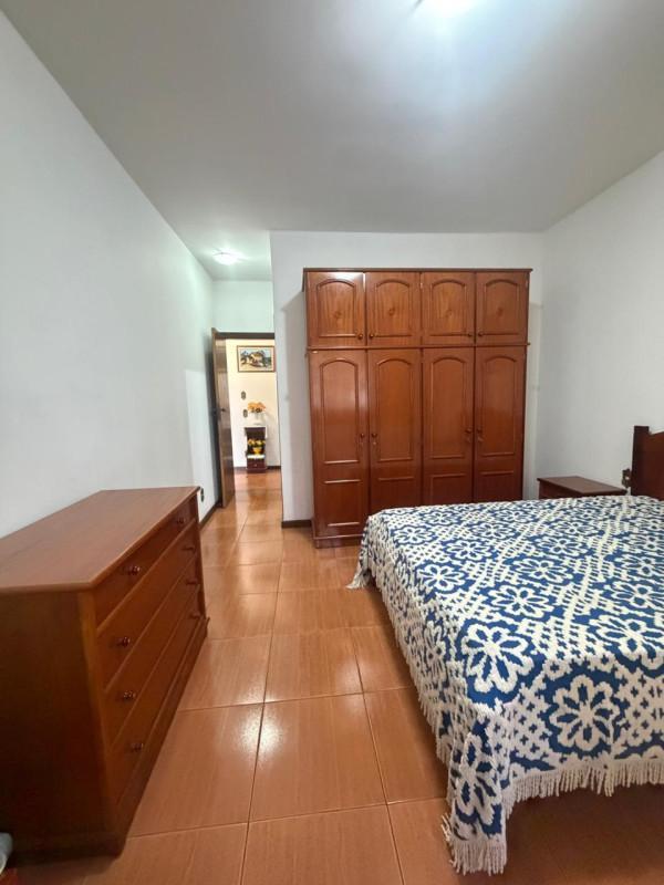 Casa, Castelo, 3 Quartos, 8 Vagas, 1 Suíte