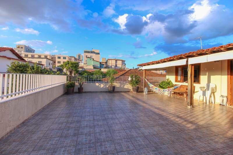 Cobertura, Sagrada Família, 3 Quartos, 1 Vaga, 1 Suíte