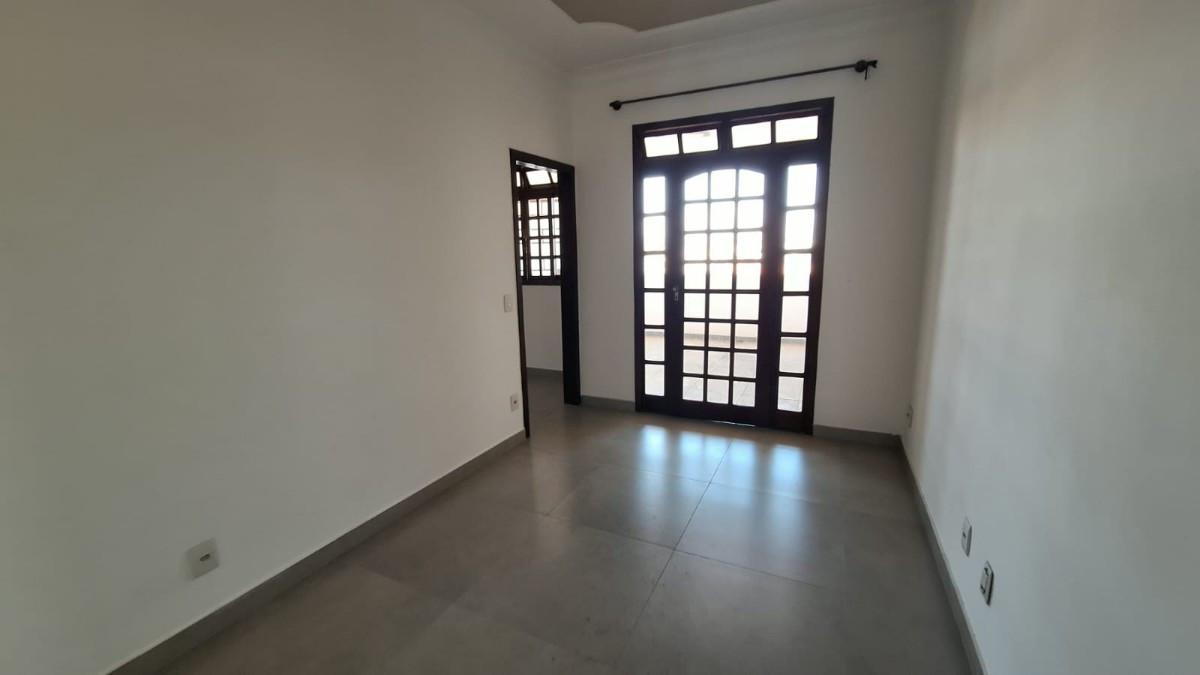 Casa, Eldorado, 3 Quartos, 2 Vagas, 1 Suíte