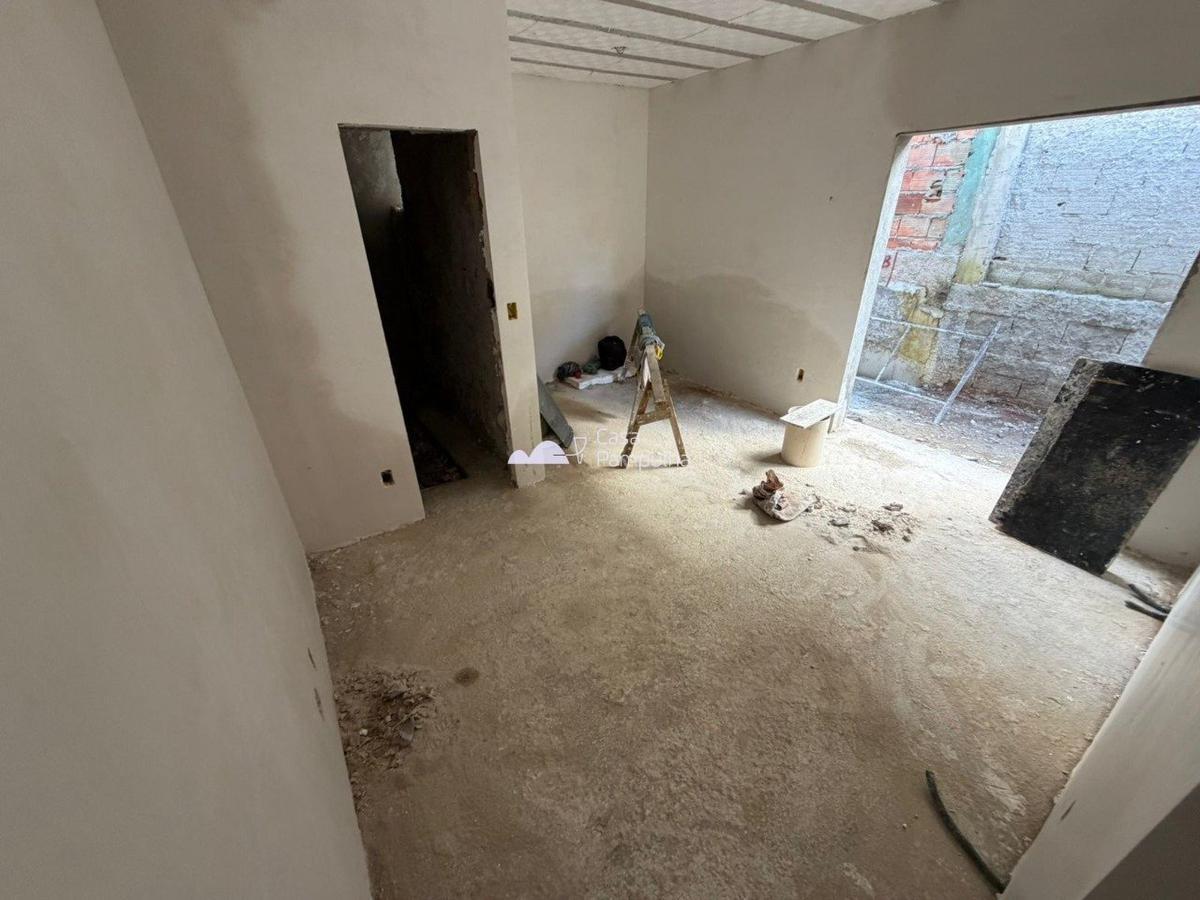 Casa, Planalto, 3 Quartos, 2 Vagas, 1 Suíte