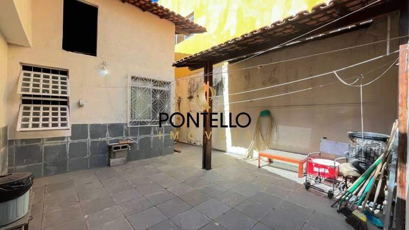 Casa, Conjunto Celso Machado, 3 Quartos, 4 Vagas, 1 Suíte