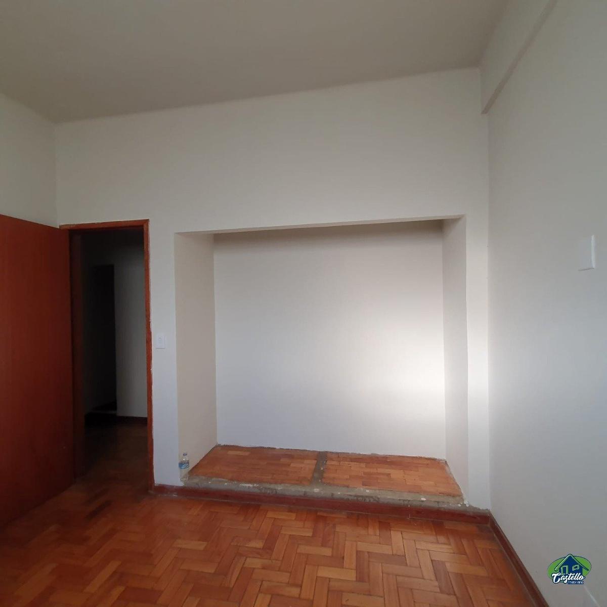 Apartamento, São Cristóvão, 2 Quartos, 0 Vaga
