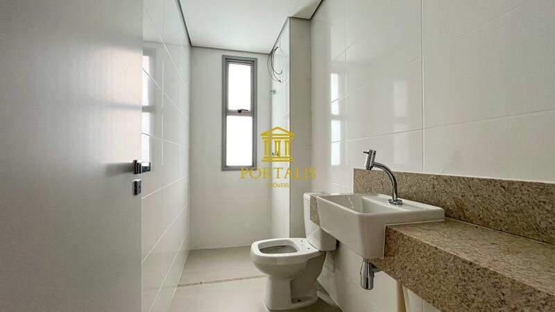 Apartamento, Sagrada Família, 3 Quartos, 2 Vagas, 1 Suíte