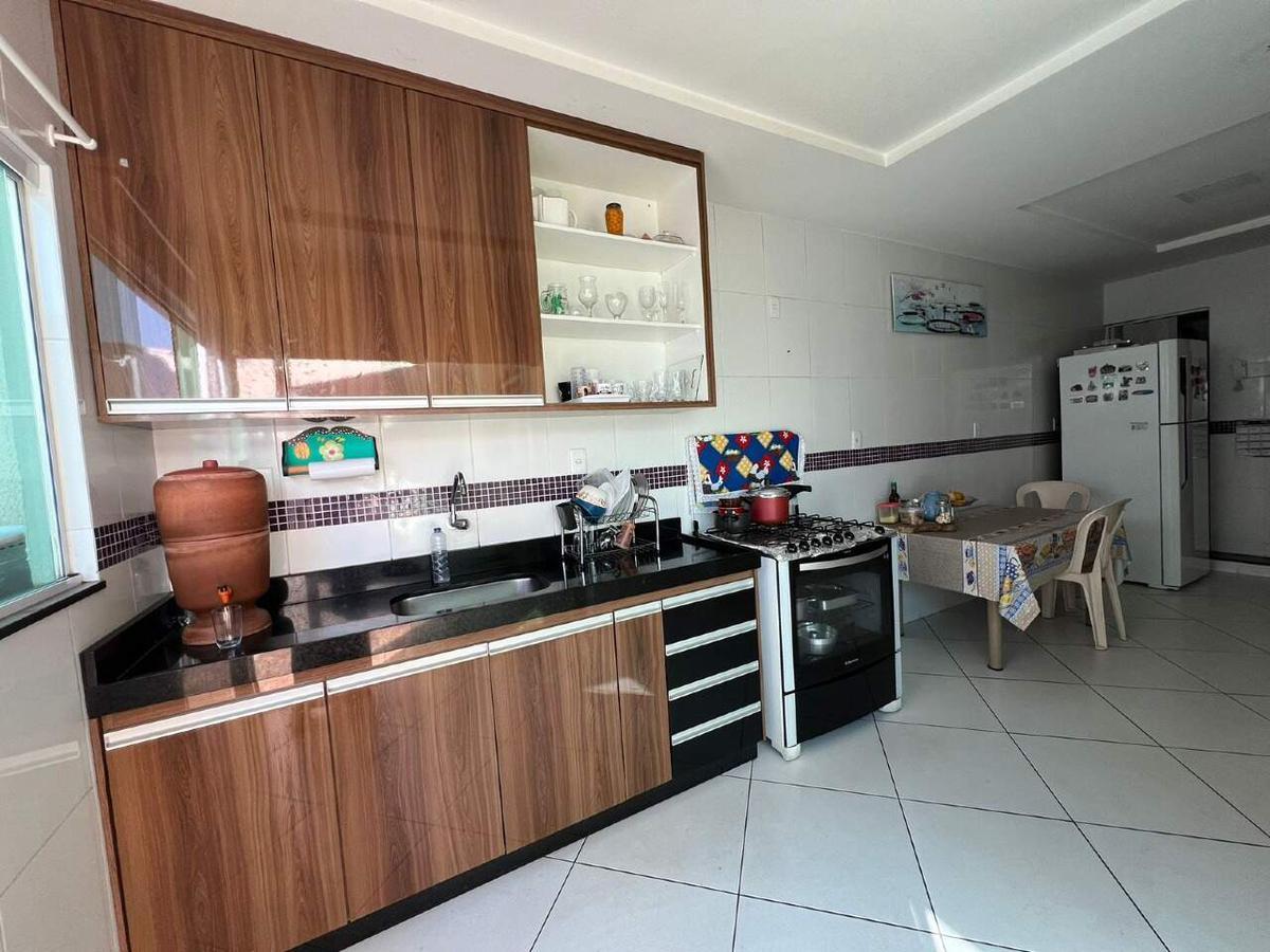 Casa, Teixeira Dias, 4 Quartos, 2 Vagas, 1 Suíte