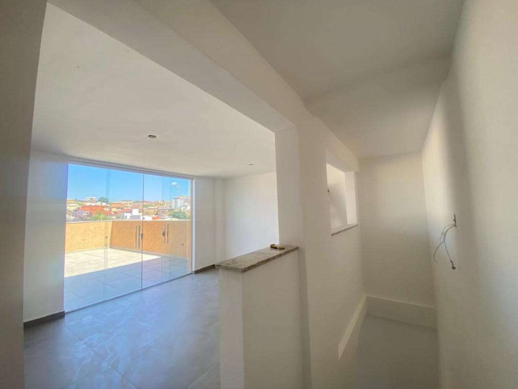 Cobertura, Tirol (barreiro), 3 Quartos, 2 Vagas, 1 Suíte