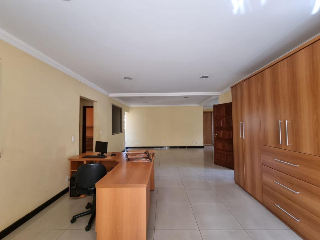 Andar, Santa Maria, 2 Quartos, 0 Vaga