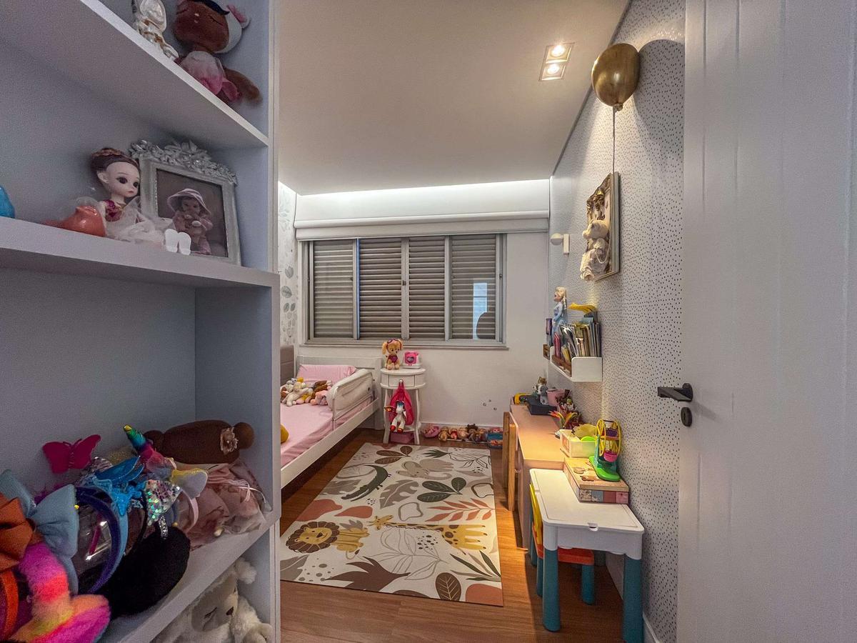 Apartamento, Sion, 4 Quartos, 2 Vagas, 1 Suíte