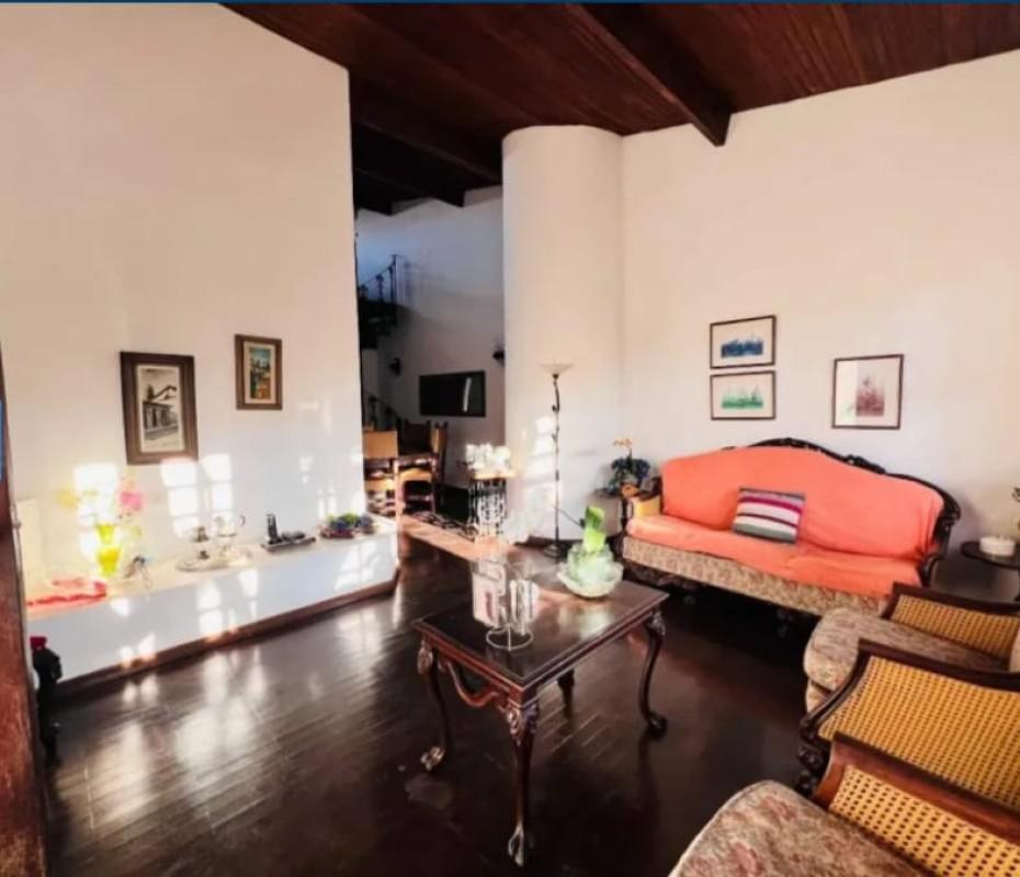 Casa, Ouro Preto, 3 Quartos, 3 Vagas, 1 Suíte