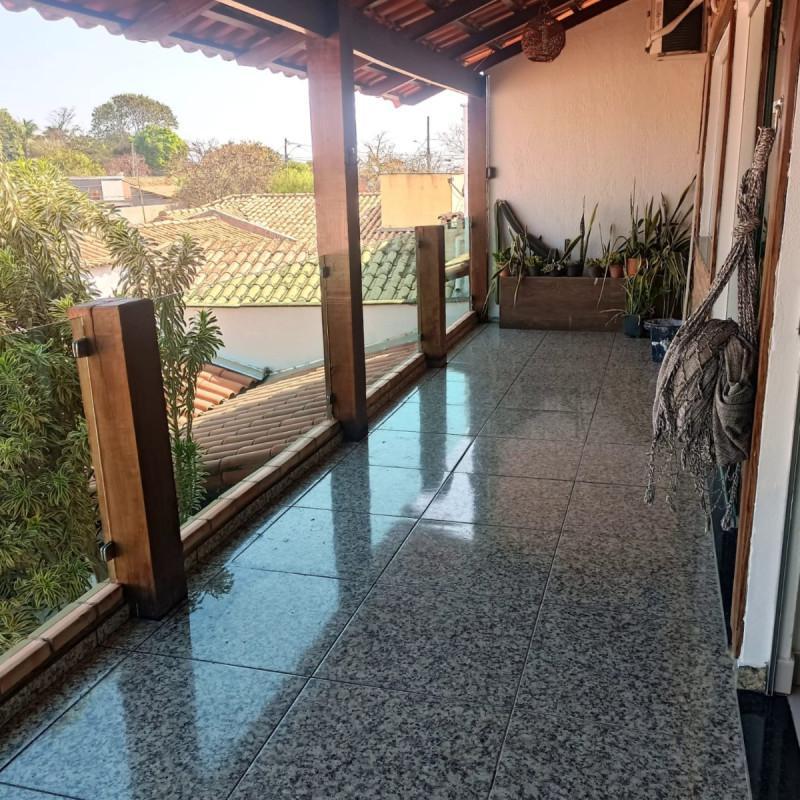 Casa, Jardim Imperial, 4 Quartos, 3 Vagas, 1 Suíte