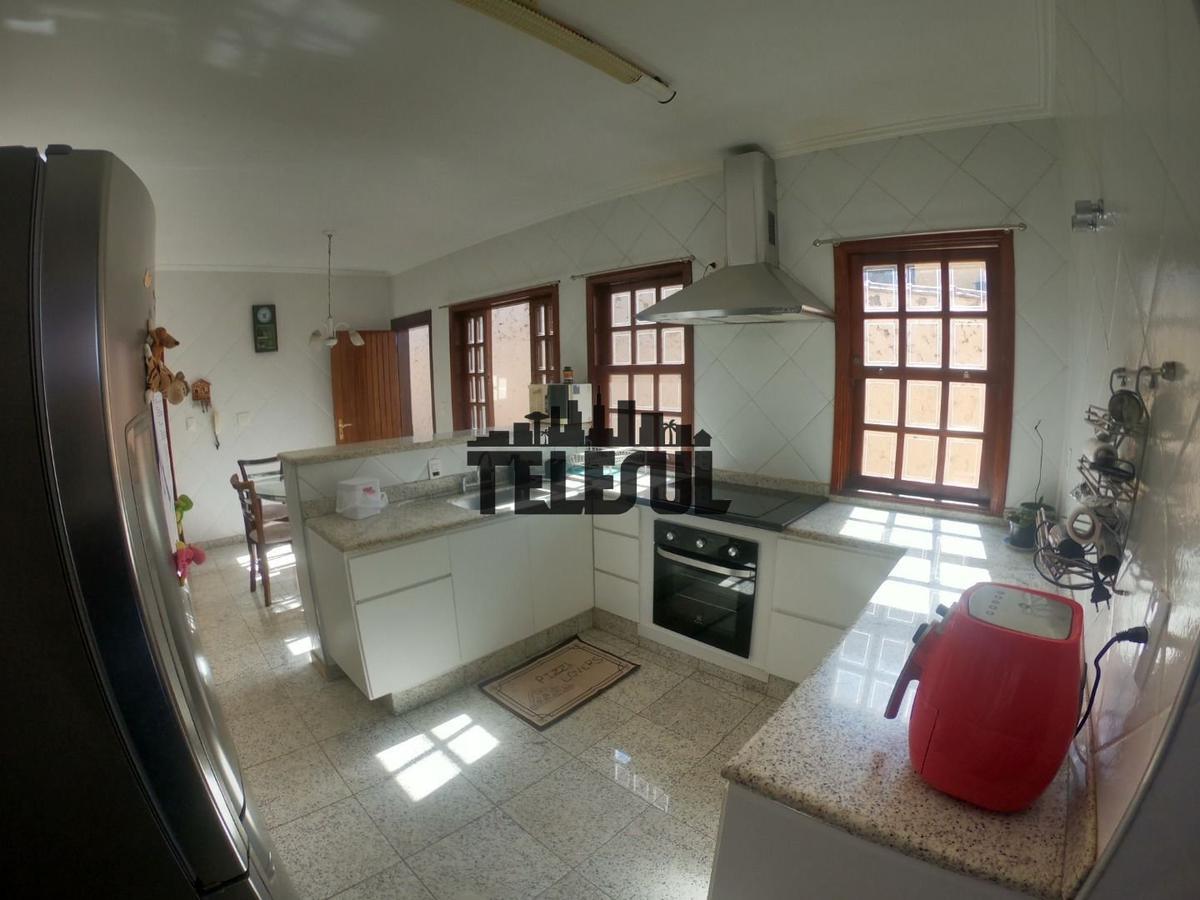 Casa, Rezende, 4 Quartos, 6 Vagas, 2 Suítes