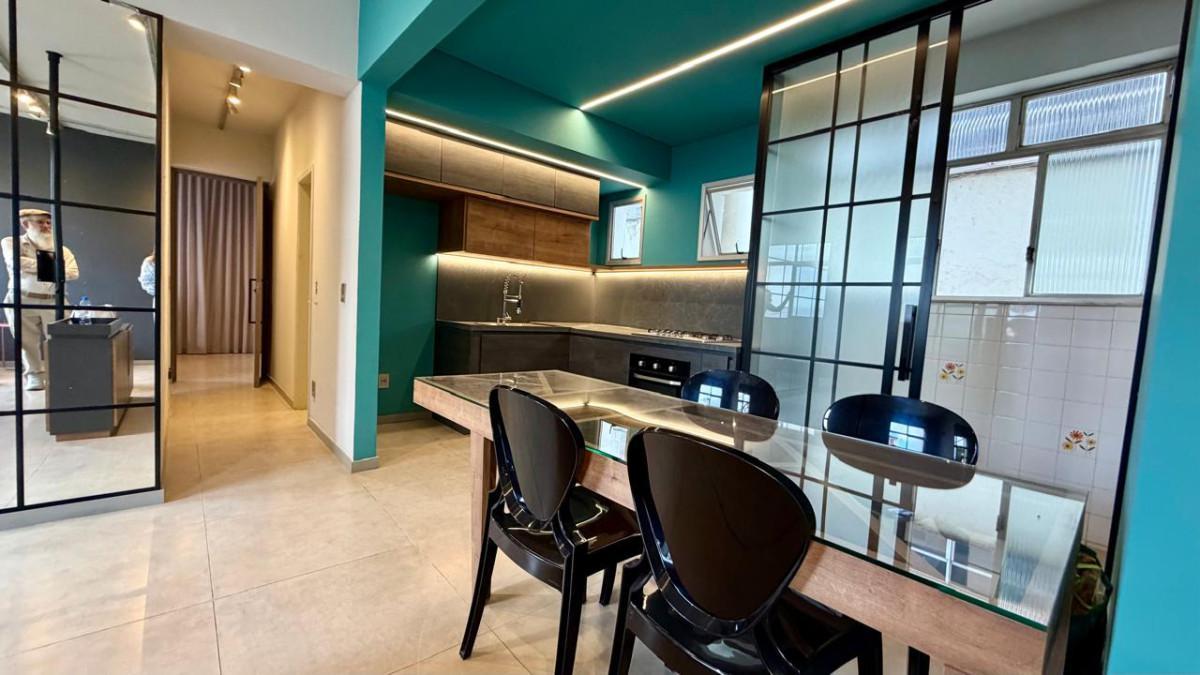Apartamento, Santa Efigênia, 2 Quartos, 1 Vaga, 1 Suíte