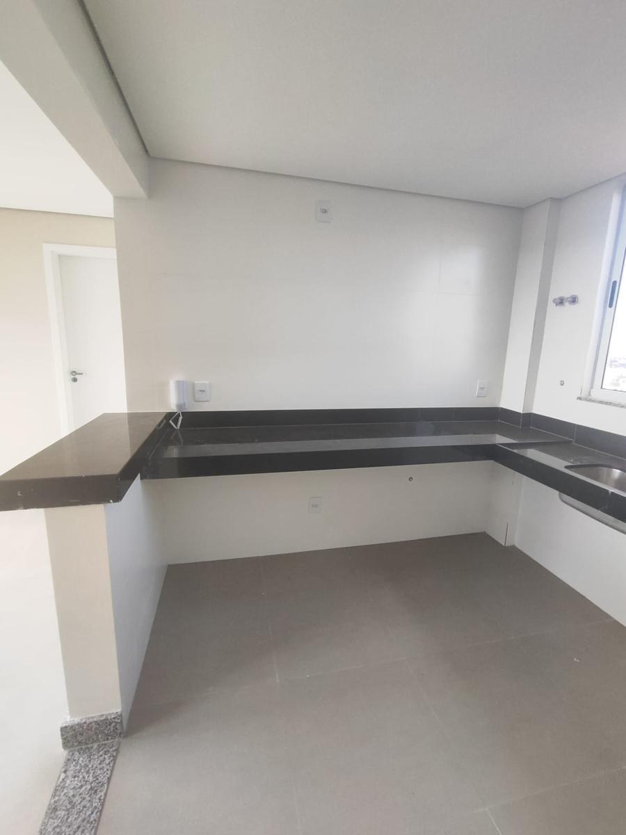 Cobertura, Prado, 3 Quartos, 4 Vagas, 1 Suíte