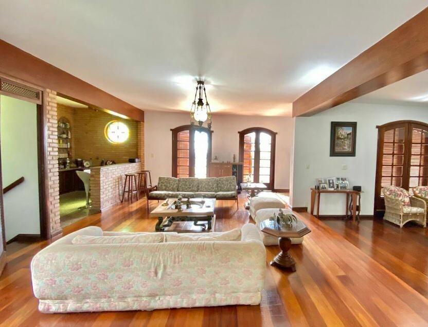 Casa, Mangabeiras, 5 Quartos, 4 Vagas, 2 Suítes