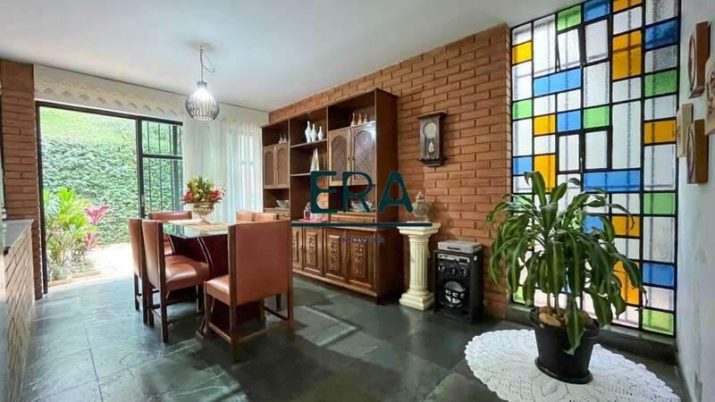 Casa, Comiteco, 4 Quartos, 3 Vagas, 2 Suítes