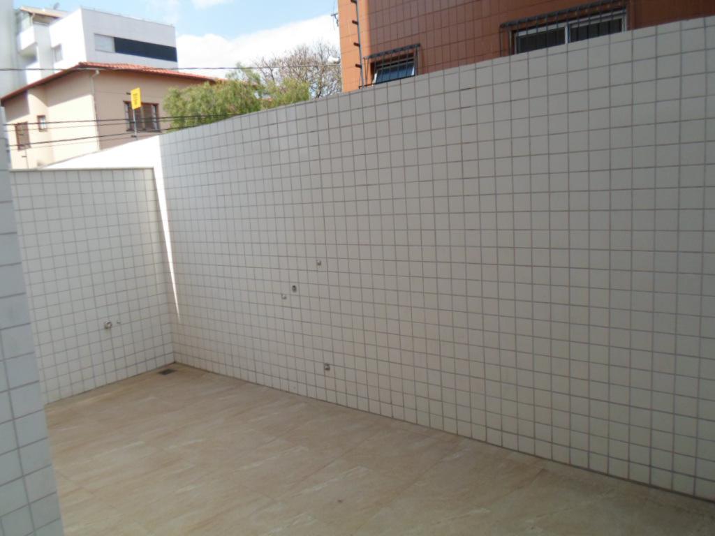 Apartamento, Castelo, 2 Quartos, 3 Vagas, 1 Suíte