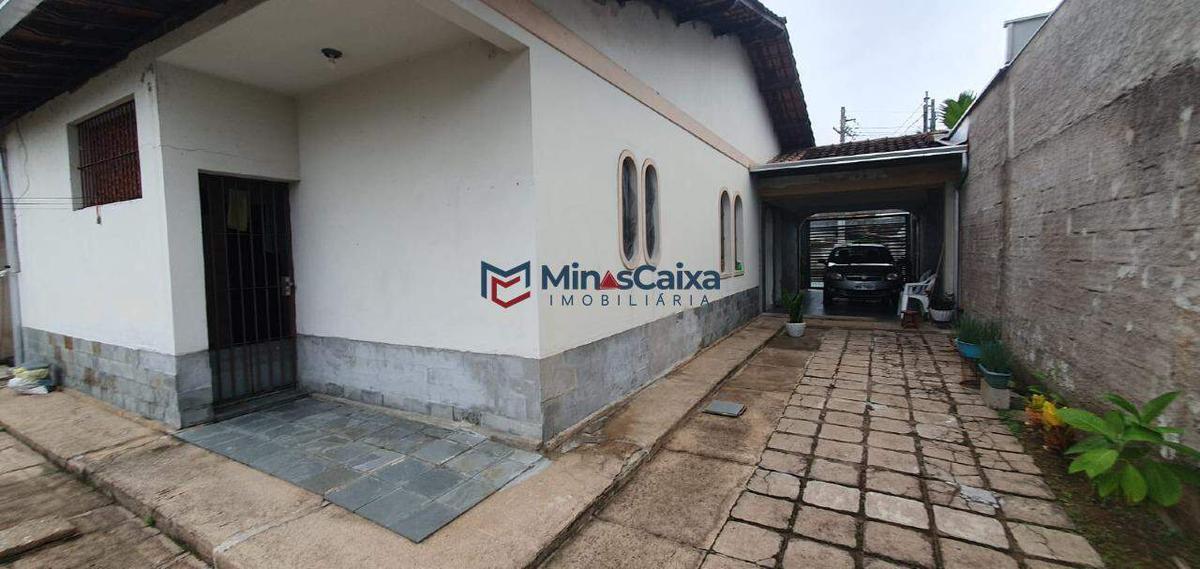 Casa, Olaria, 3 Quartos, 3 Vagas, 1 Suíte