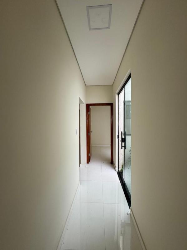 Casa, Tropical, 3 Quartos, 4 Vagas, 1 Suíte