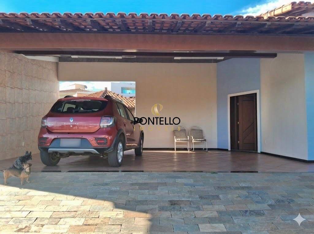 Casa, Esperança, 3 Quartos, 8 Vagas, 1 Suíte