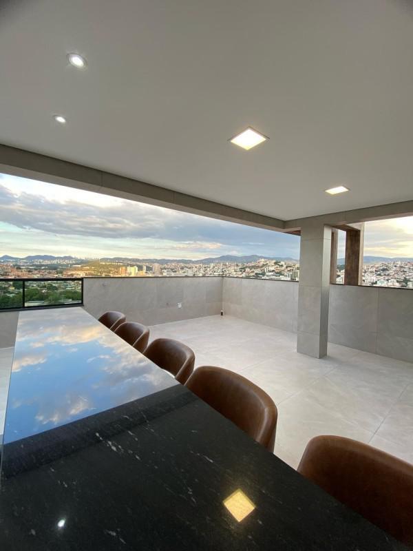 Cobertura, Industrial, 3 Quartos, 2 Vagas, 1 Suíte