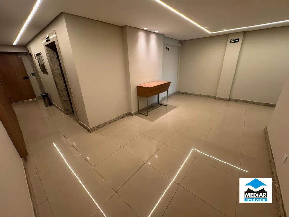 Apartamento, Floresta, 3 Quartos, 2 Vagas, 1 Suíte