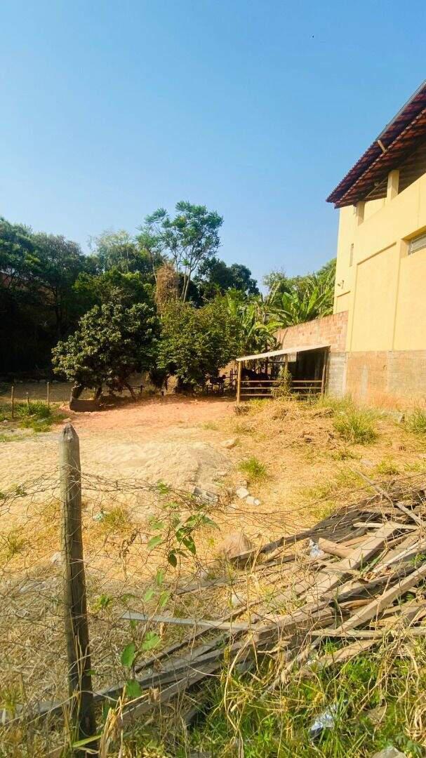 Lote, Centro, 0 Quarto, 0 Vaga