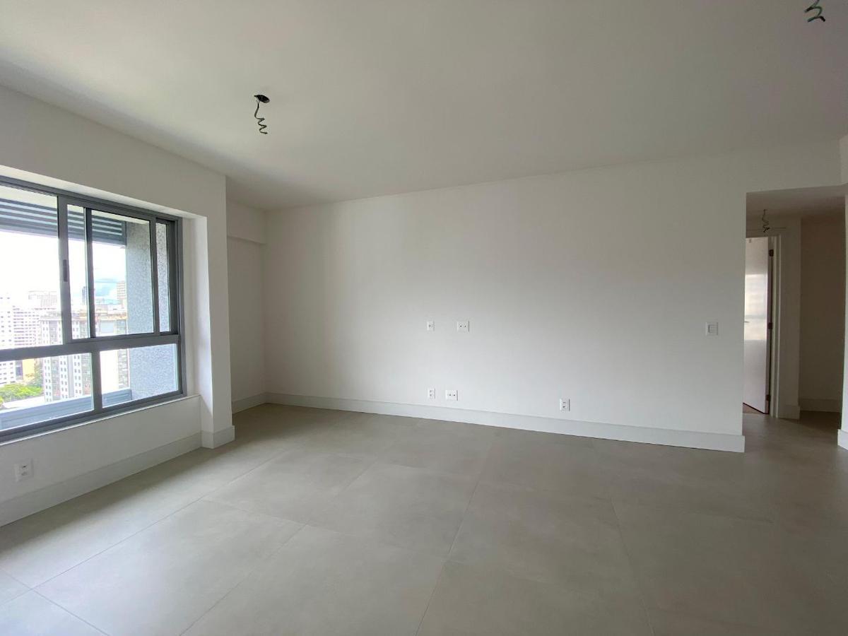 Apartamento, Funcionários, 3 Quartos, 2 Vagas, 3 Suítes