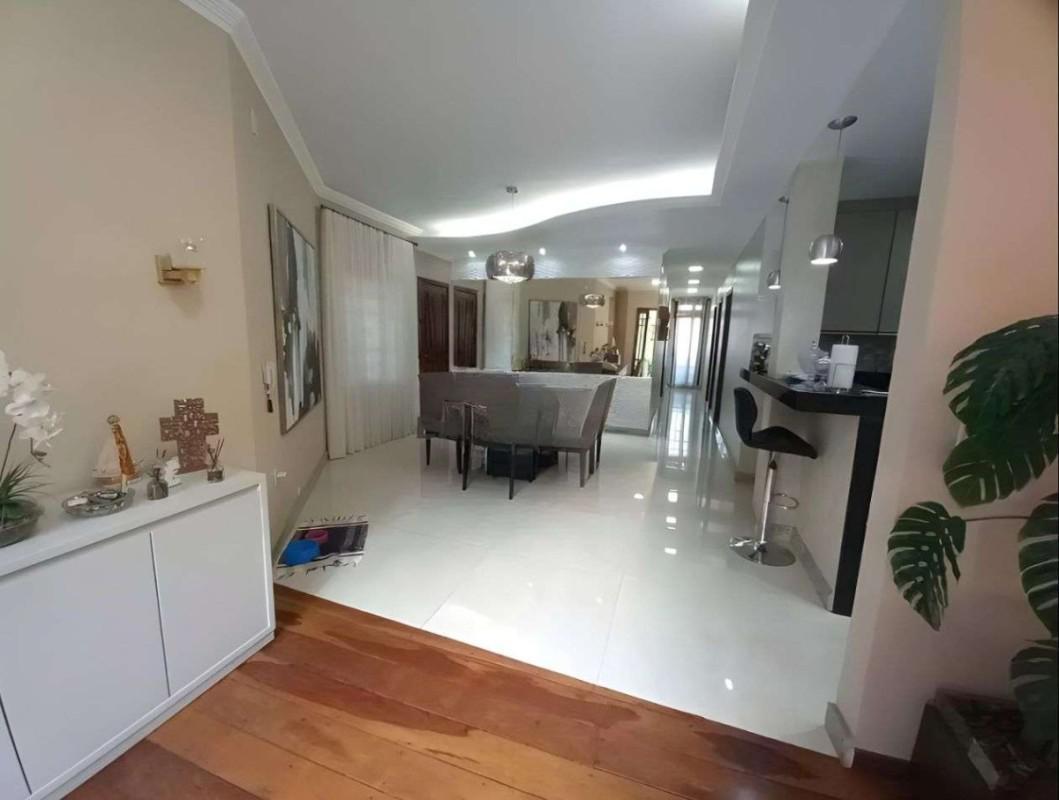 Casa, Santa Rosa, 3 Quartos, 2 Vagas, 1 Suíte