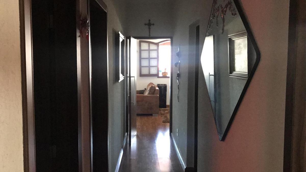 Casa, Sagrada Família, 5 Quartos, 2 Vagas, 2 Suítes