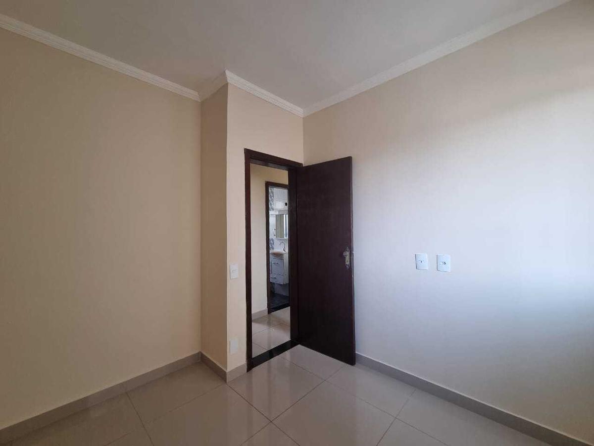 Apartamento, Amazonas, 2 Quartos, 1 Vaga