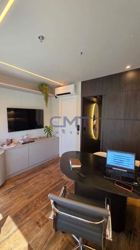 Sala, Funcionários, 0 Quarto, 1 Vaga