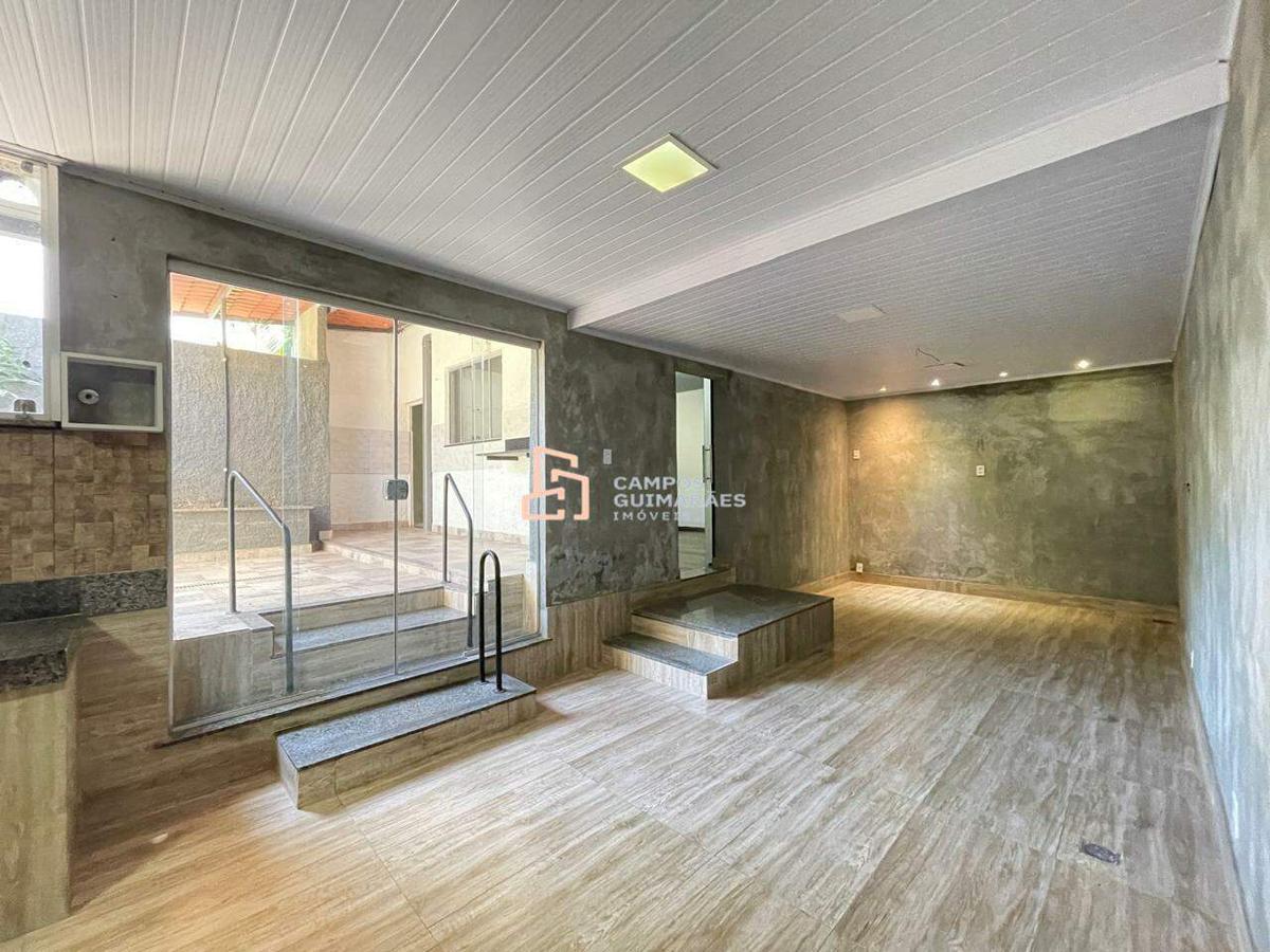 Casa Comercial, Padre Eustáquio, 3 Quartos, 1 Vaga, 1 Suíte