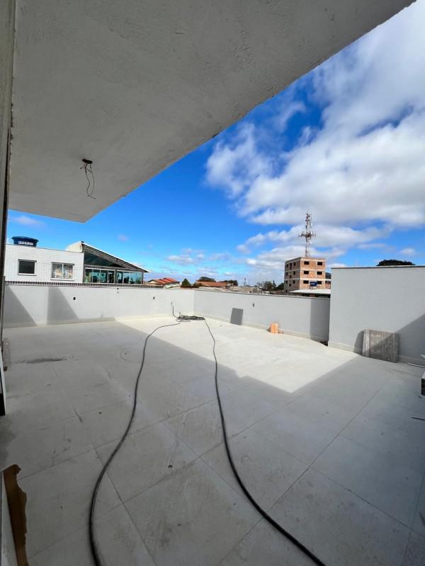 Cobertura, Tirol (barreiro), 3 Quartos, 2 Vagas, 1 Suíte
