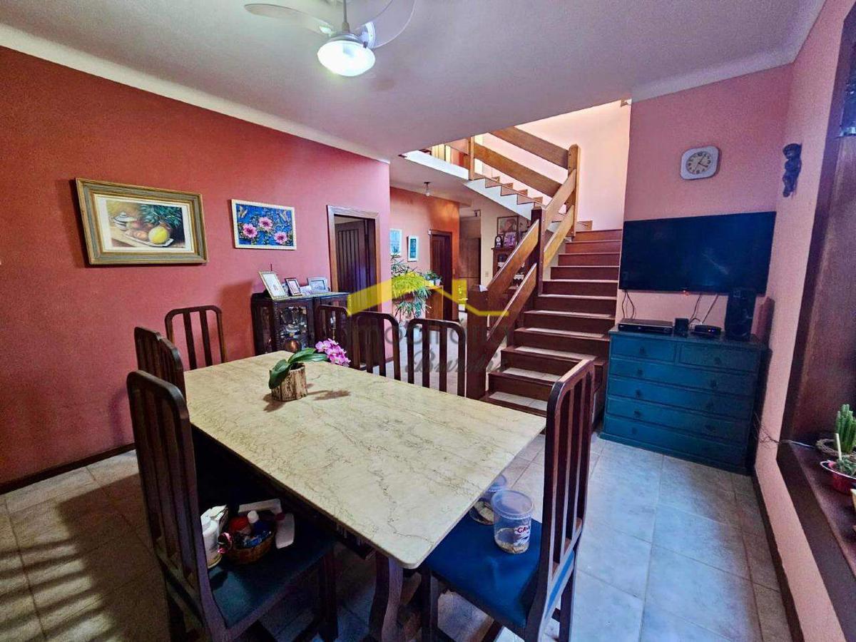 Casa, Nova Suíssa, 3 Quartos, 4 Vagas, 1 Suíte