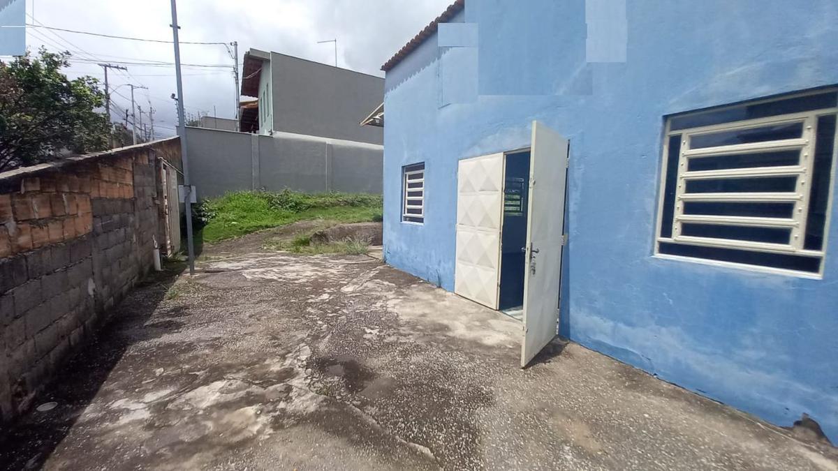 Galpão, Santa Cruz, 0 Quarto, 0 Vaga