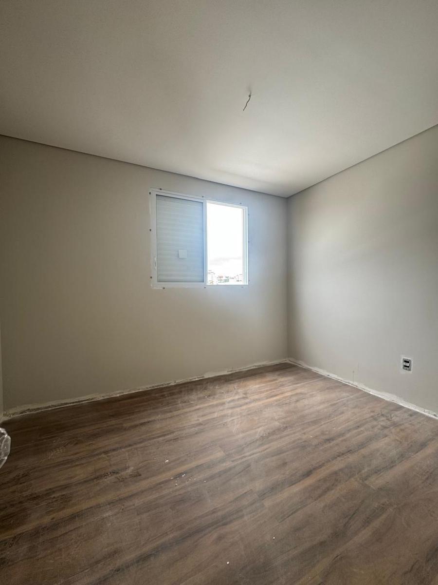 Apartamento, Sagrada Família, 3 Quartos, 2 Vagas, 1 Suíte