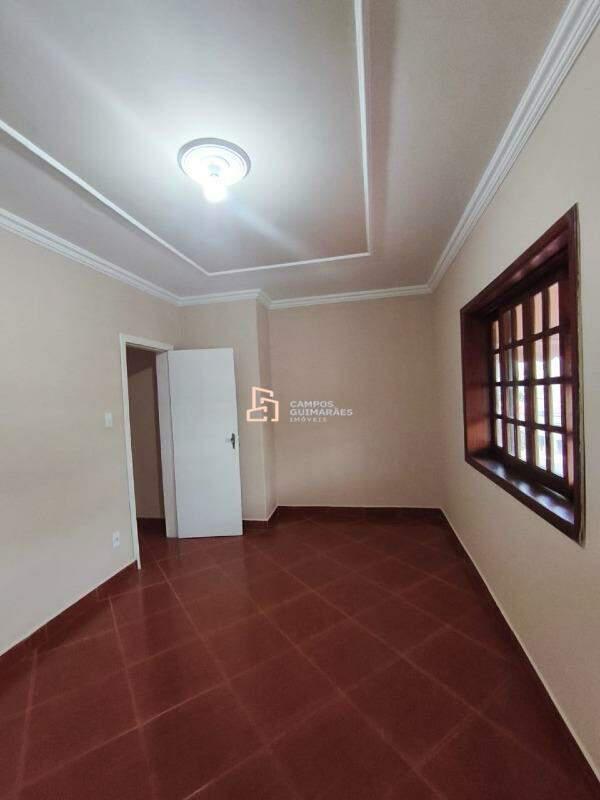 Área Privativa, Barreiro, 2 Quartos, 1 Vaga