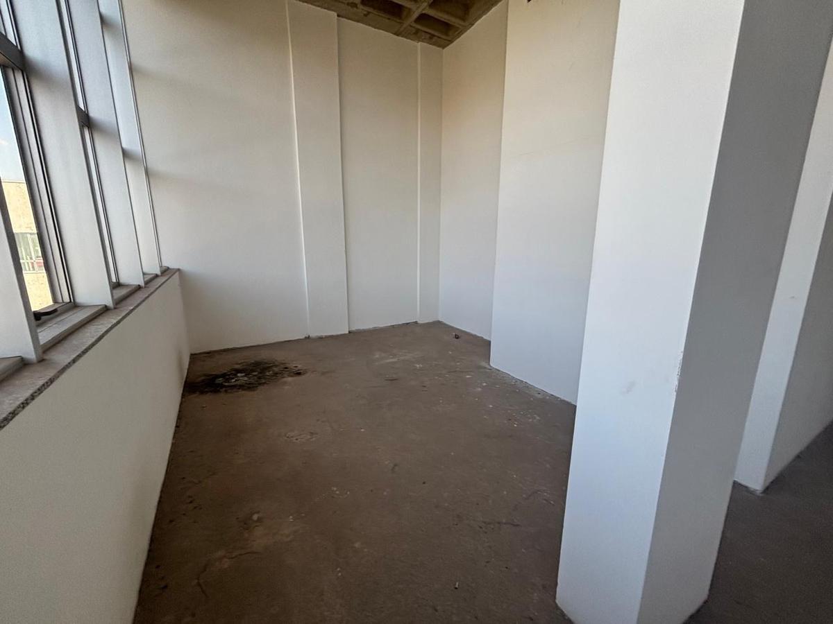 Sala, Estoril, 0 Quarto, 0 Vaga