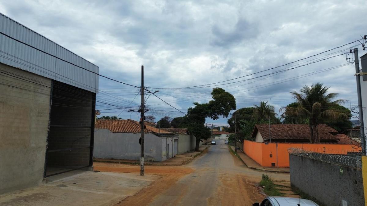 Galpão, Vapabuçu, 1 Quarto, 4 Vagas