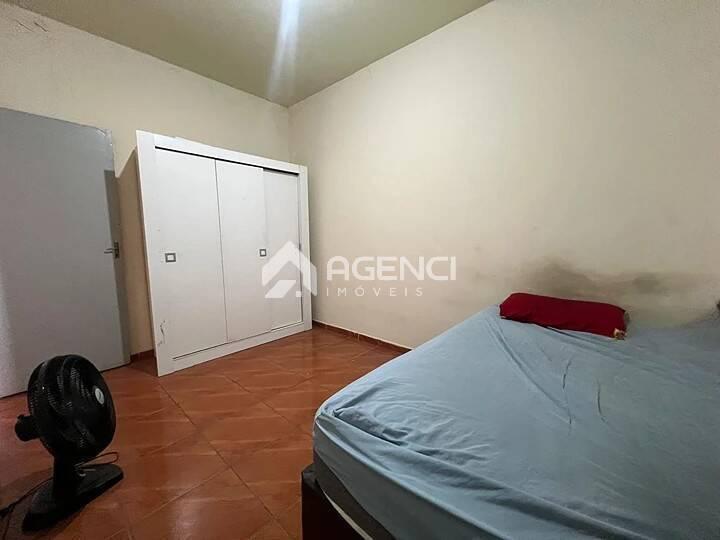 Casa, Camargos, 3 Quartos, 0 Vaga, 0 Suíte