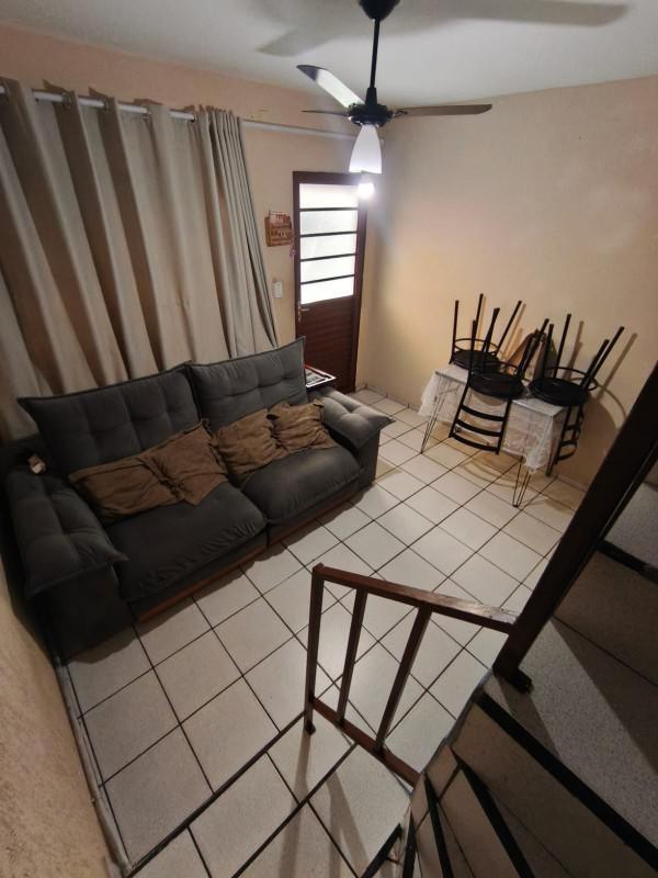 Casa, Laranjeiras, 2 Quartos, 1 Vaga