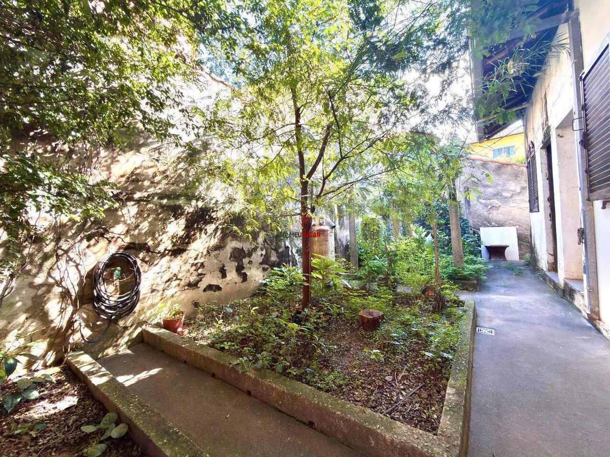 Casa, Barreiro, 3 Quartos, 5 Vagas, 1 Suíte